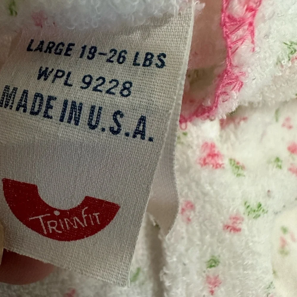 Vintage Baby Girl Clothes 1960s Trim Fit Dainty Floral Footie Pajamas